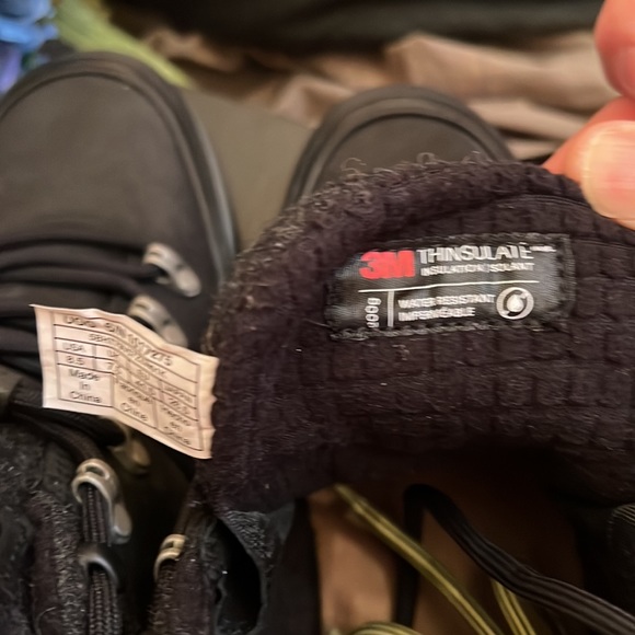 New water resistant UGGs for men - Picture 4 of 5